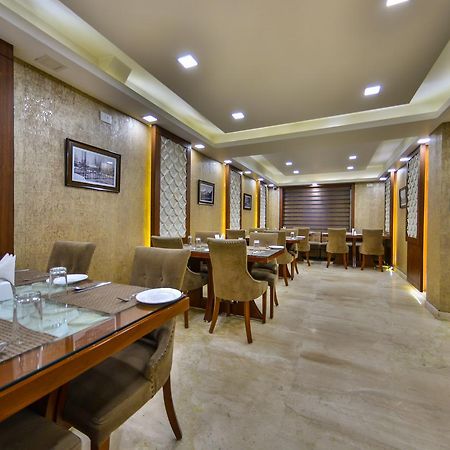 Clarks Inn Srinagar Ngoại thất bức ảnh