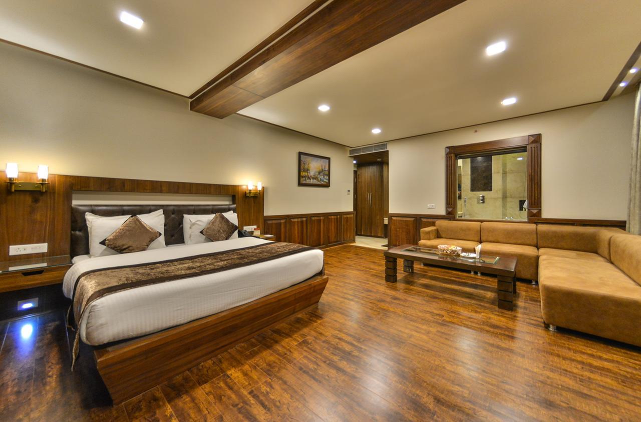 Clarks Inn Srinagar Ngoại thất bức ảnh