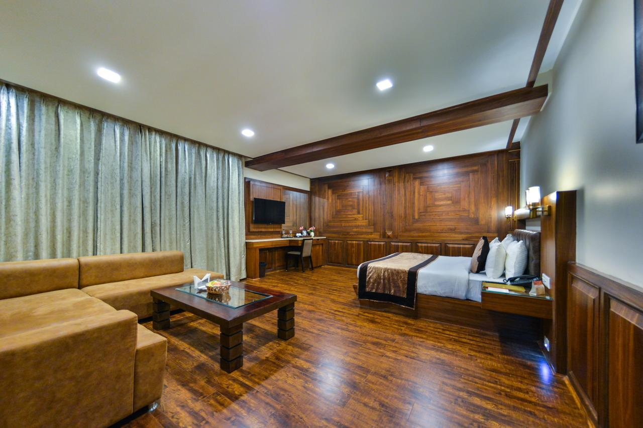 Clarks Inn Srinagar Ngoại thất bức ảnh