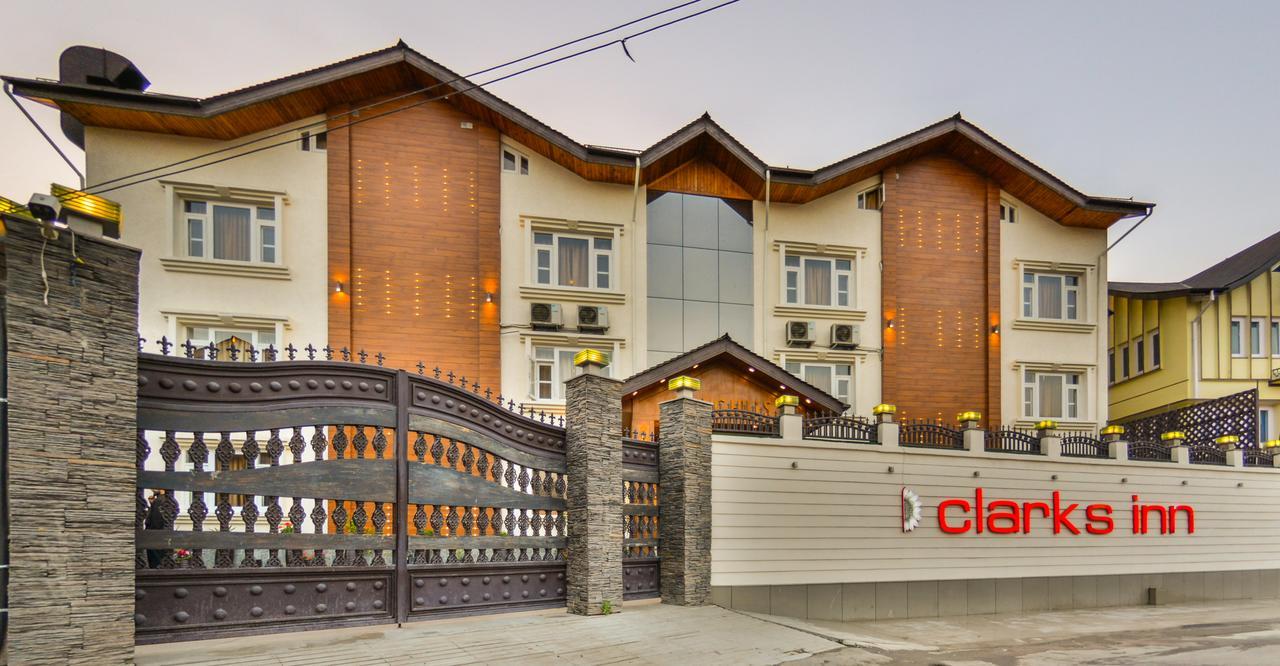 Clarks Inn Srinagar Ngoại thất bức ảnh