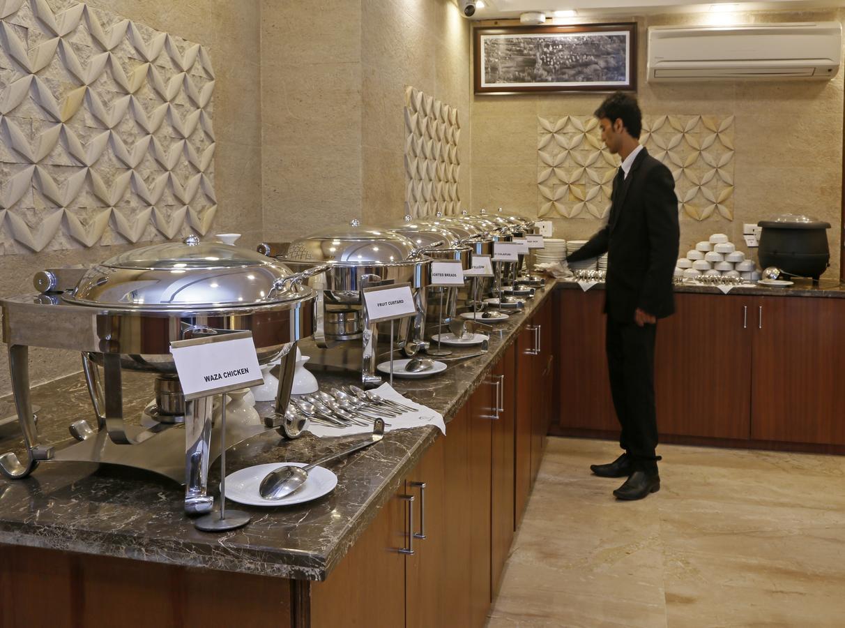 Clarks Inn Srinagar Ngoại thất bức ảnh