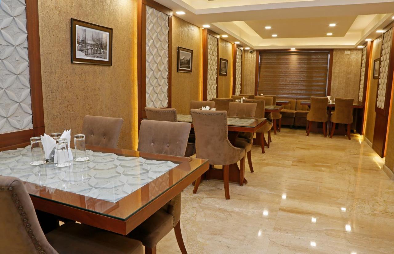 Clarks Inn Srinagar Ngoại thất bức ảnh