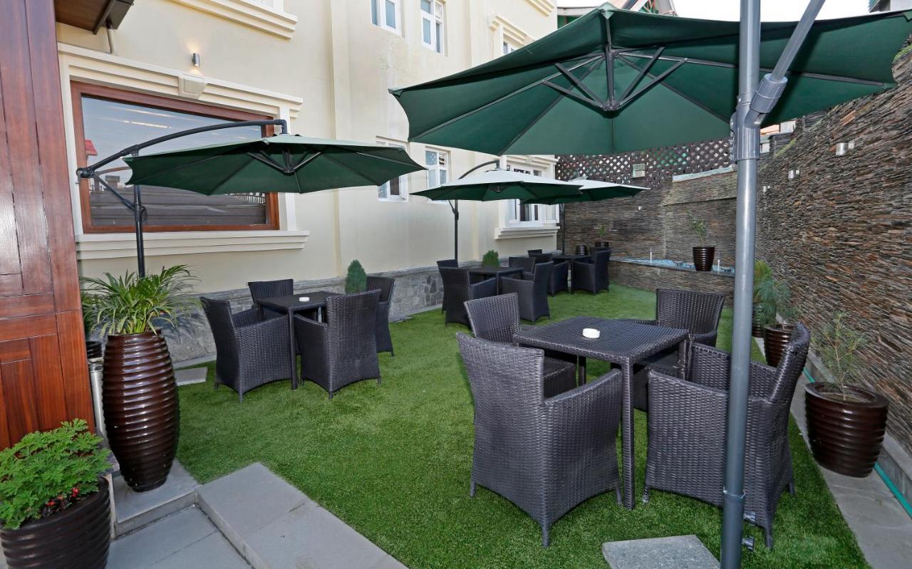 Clarks Inn Srinagar Ngoại thất bức ảnh